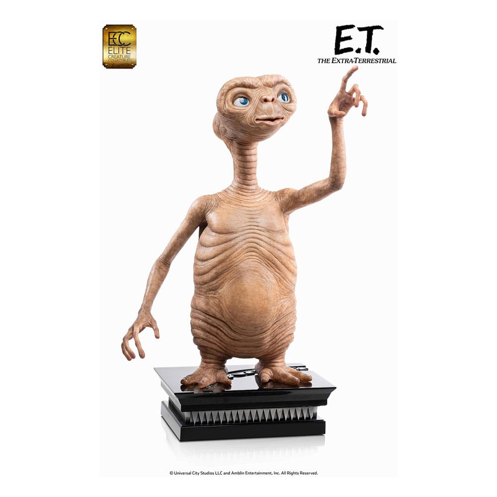 E.T. The Extra-Terrestrial Life-Size Statue E.T