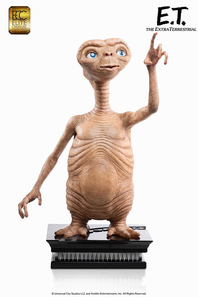 E.T. The Extra-Terrestrial Life-Size Statue E.T