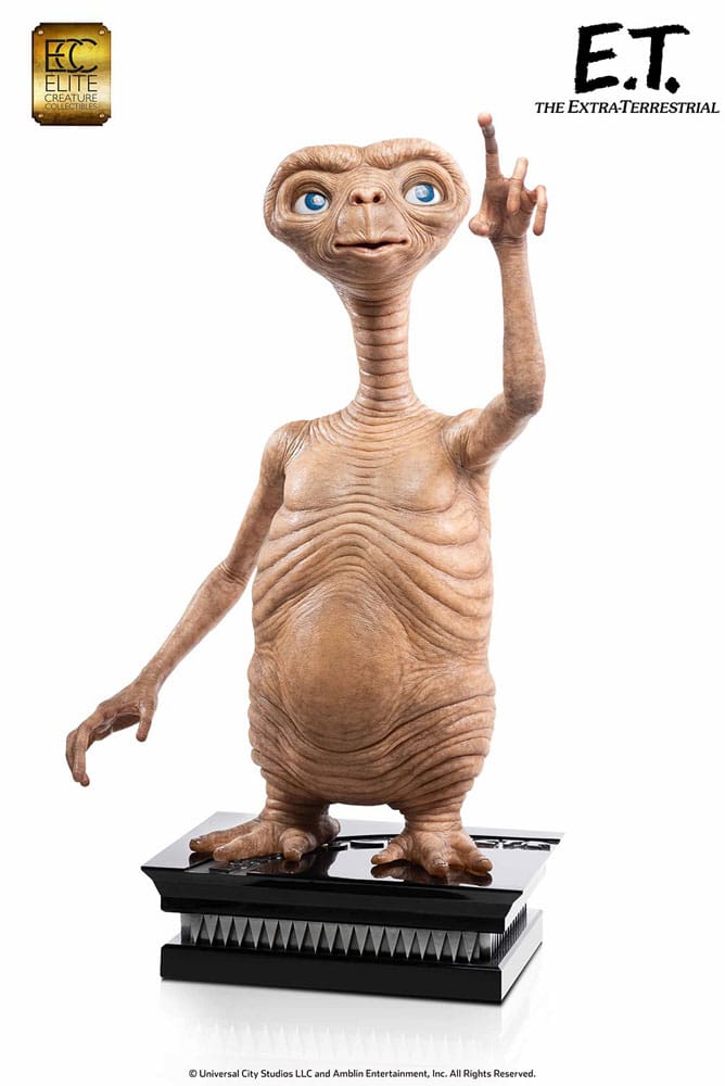 E.T. The Extra-Terrestrial Life-Size Statue E.T