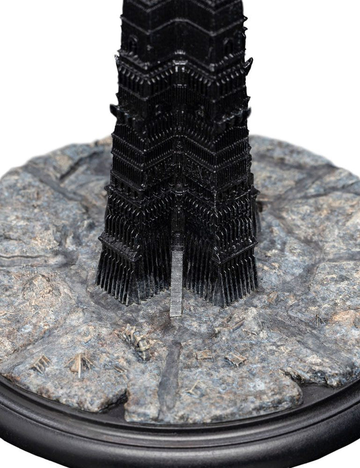 Weta Workshop The Lord of the Rings Statue Orthanc