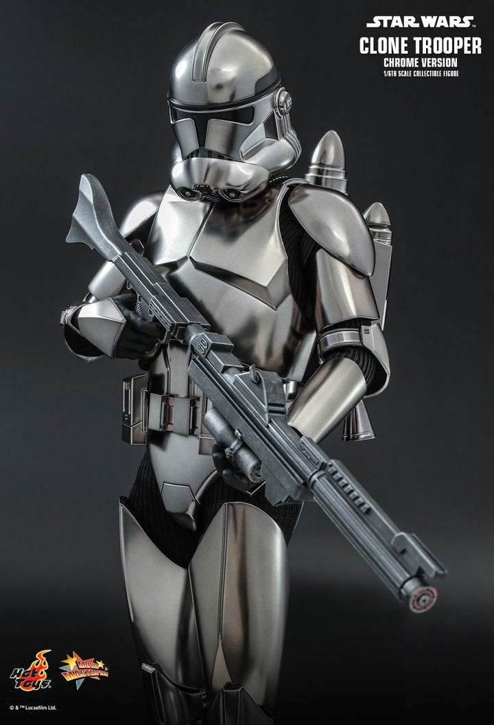 Hot Toys 1:6 Star Wars Clone Trooper (Chrome Version) Exclusive Release