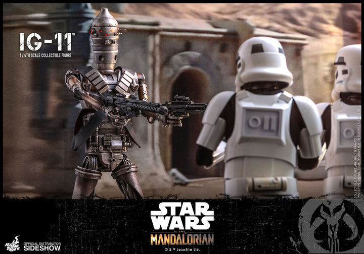 Hot Toys 1:6 Star Wars The Mandalorian IG-11