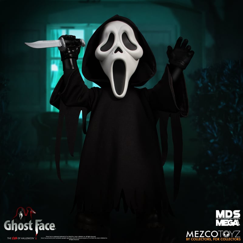 Ghost Face Mezco Designer Series Mega Scale 15" Figure